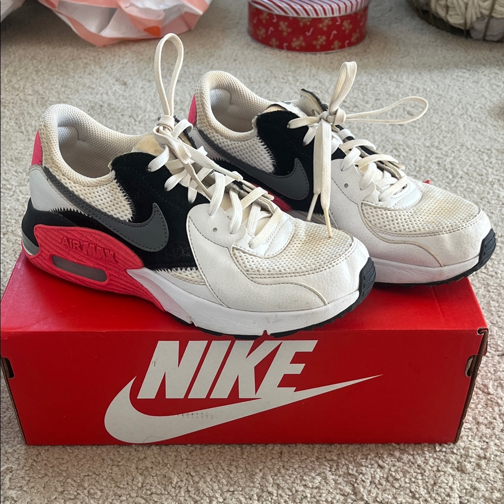 Womens Nike Air Max